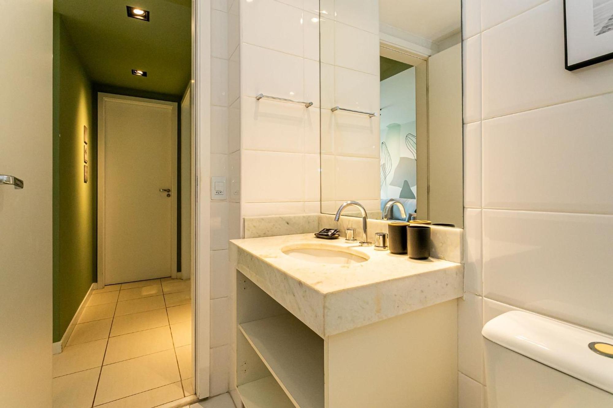 Apartemen 2qtos C/ Vista Mar E Piscina Na Barra|els 440/2109